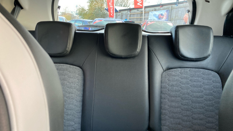 Renault Zoe 100kW i GT Line R135 50kWh Rapid Charge 5dr Auto Electric Hatchback